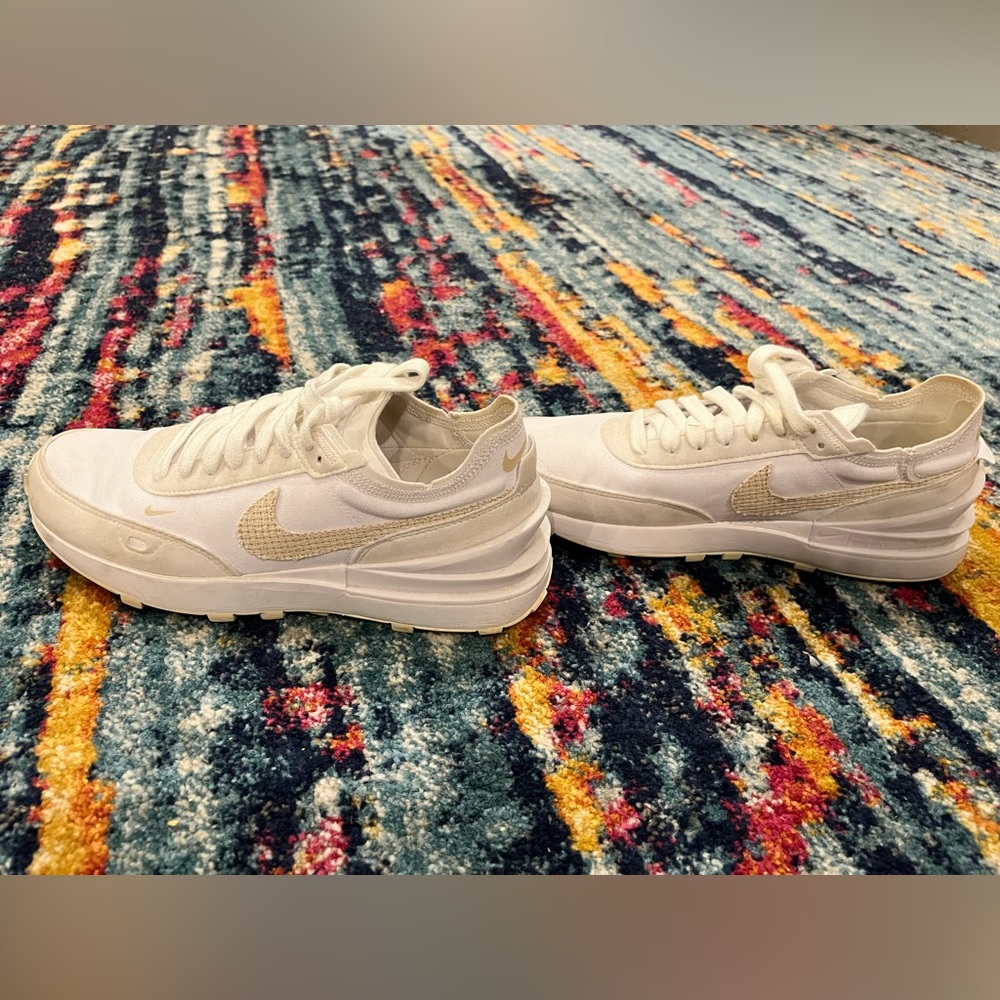 Nike waffle one sneaker